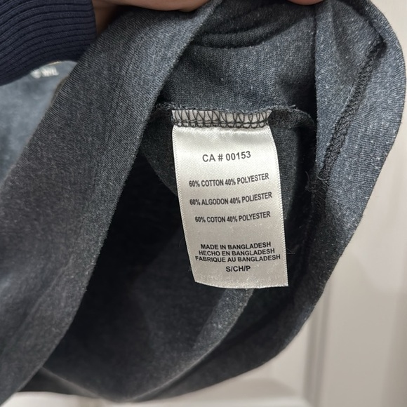 NHL Boston Bruins v neck shirt heather gray in small - Picture 4 of 5